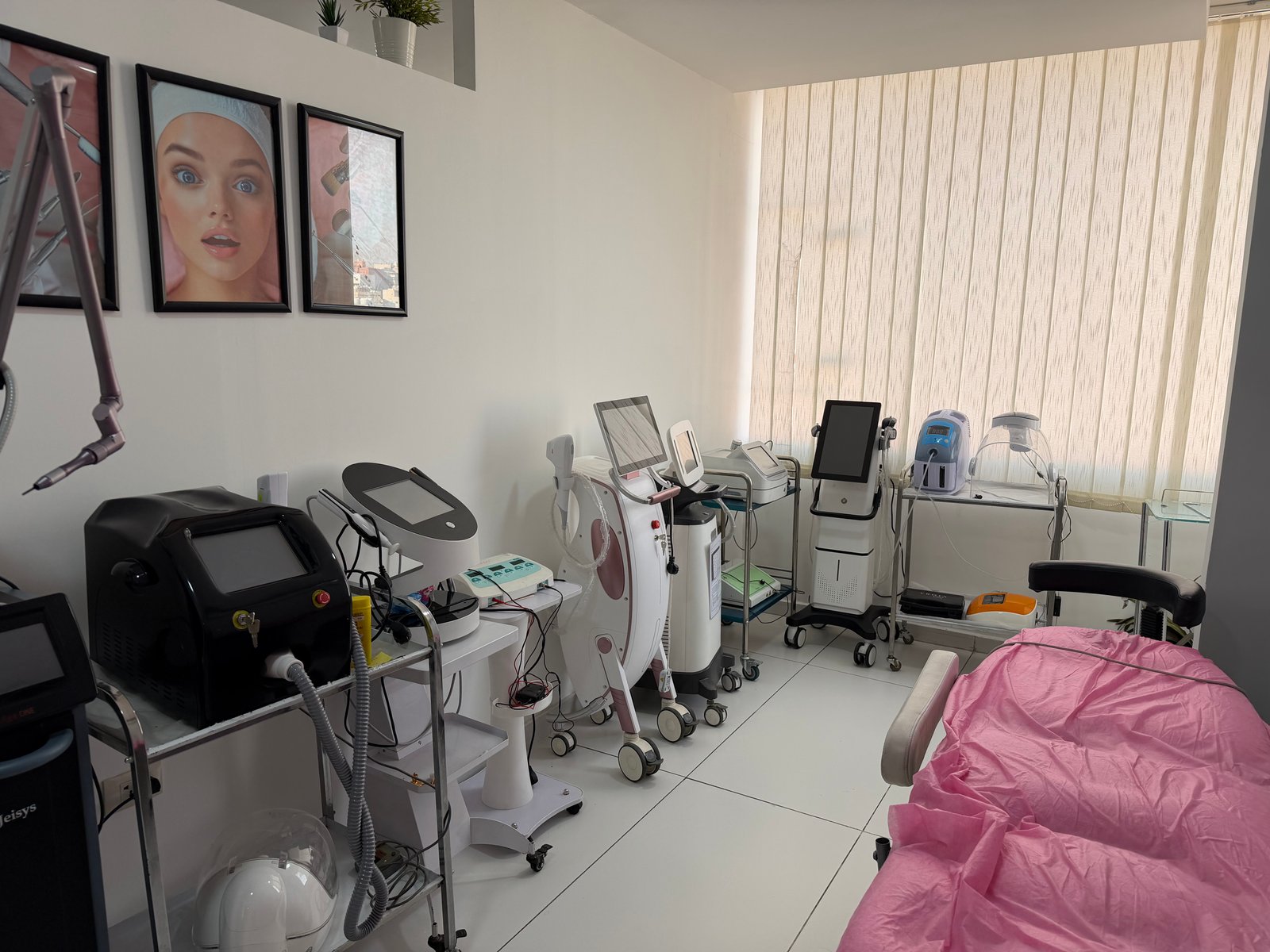 عيادة آينا - الجبل الشمالي